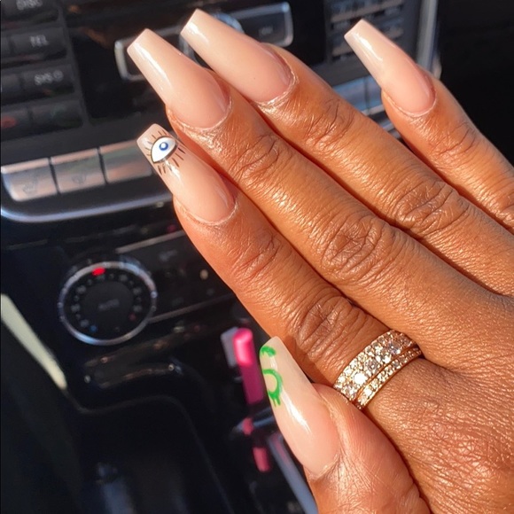 Meet your Posher, Sol - Picture 1 of 1